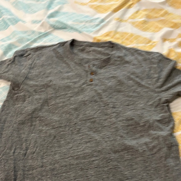 Lucky Brand Heather Gray Short Sleeve Henley - Picture 4 of 4